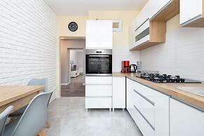 Apartments Dworcowa by Renters