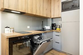 Gardenia Seaside 2 Apartments by Renters