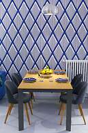 Luxury Design Home & Jacuzzi in Heart of Sorrento