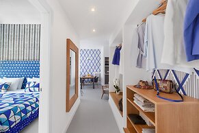 Luxury Design Home & Jacuzzi in Heart of Sorrento