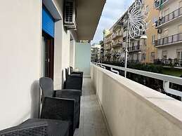 Luxury Design Home & Jacuzzi in Heart of Sorrento