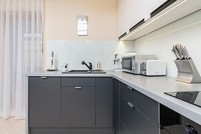 Apartment Batorego Gdynia by Renters