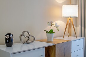 Apartment Zeromskiego Gdynia by Renters