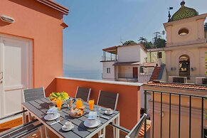 SeaView Sorrento Apartment by the sea with terrace
