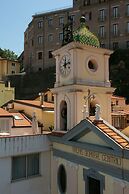 SeaView Sorrento Apartment by the sea with terrace