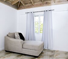 Pulse Suites at Villa Ronai