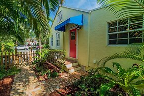 Key West Cottage w/ Beautiful Pool Oasis!