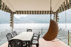 Lovely Studio on the Lake