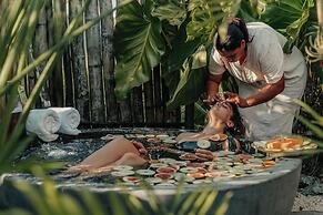 Green Land Bubble Glamping By Mint