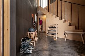 Foxwood B by H2 Life