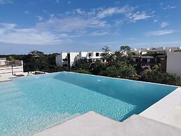 Luxury One Bedroom Condo in Aldea Zama