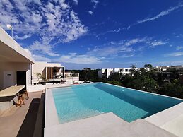 Luxury One Bedroom Condo in Aldea Zama