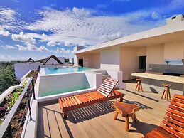 Luxury One Bedroom Condo in Aldea Zama