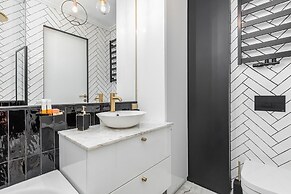 Apartments Grunwaldzka 49 by Renters