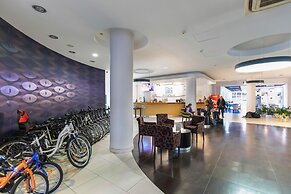 Private Apartments in Seaside SPA Hotel by Renters