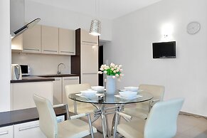 Apartments Lesna 17 by Renters