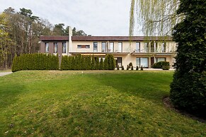 Apartments Lesna 17 by Renters