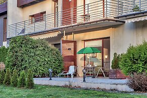 Apartments Lesna 17 by Renters