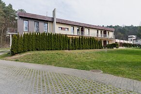 Apartments Lesna 17 by Renters