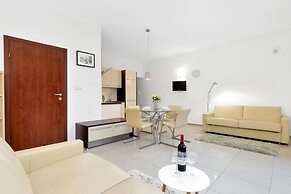 Apartments Lesna 17 by Renters