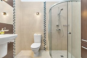 Apartments Lesna 17 by Renters