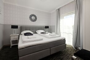 Apartments Five Seas by Renters