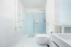Apartments Five Seas by Renters