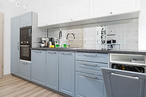 Apartments Five Seas by Renters