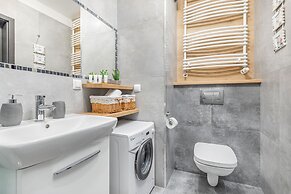 Amber Estate III Apartments by Renters