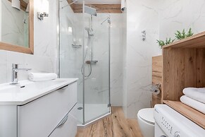 Amber Estate III Apartments by Renters