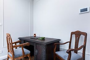 Kosciuszki Square Apartment by Renters
