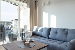 Sunny Terraces Apartments by Renters