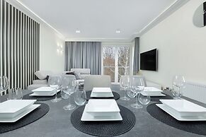 Sunny Terraces Apartments by Renters
