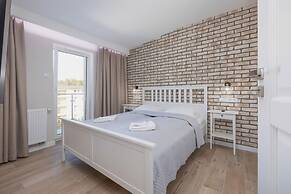 Sunny Terraces Apartments by Renters