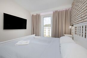 Sunny Terraces Apartments by Renters