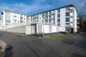 Sunny Terraces Apartments by Renters
