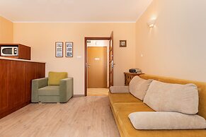 Apartments Spacerowa 2 by Renters