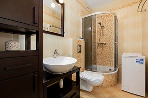 Apartments Spacerowa 2 by Renters