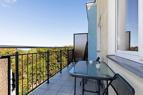 Apartments Spacerowa 2 by Renters