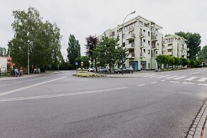 Riverside Apartments by Renters