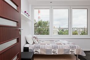 Riverside Apartments by Renters