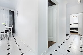 Supreme Apartment Mazowiecka by Renters
