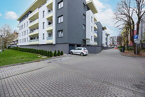 Supreme Apartment Mazowiecka by Renters