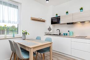 Sunny Rewal Apartments by Renters