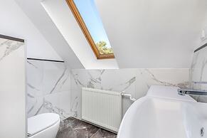 Deluxe Apartments Turystyczna by Renters