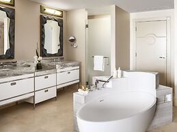 The St. Regis Bermuda Resort