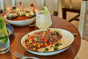 The St. Regis Bermuda Resort