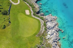 The St. Regis Bermuda Resort