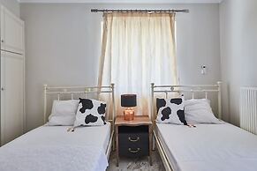 Harmony Vale- Anavissos