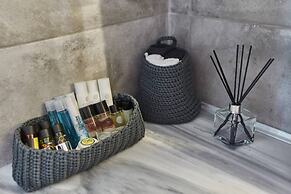 Harmony Vale- Anavissos